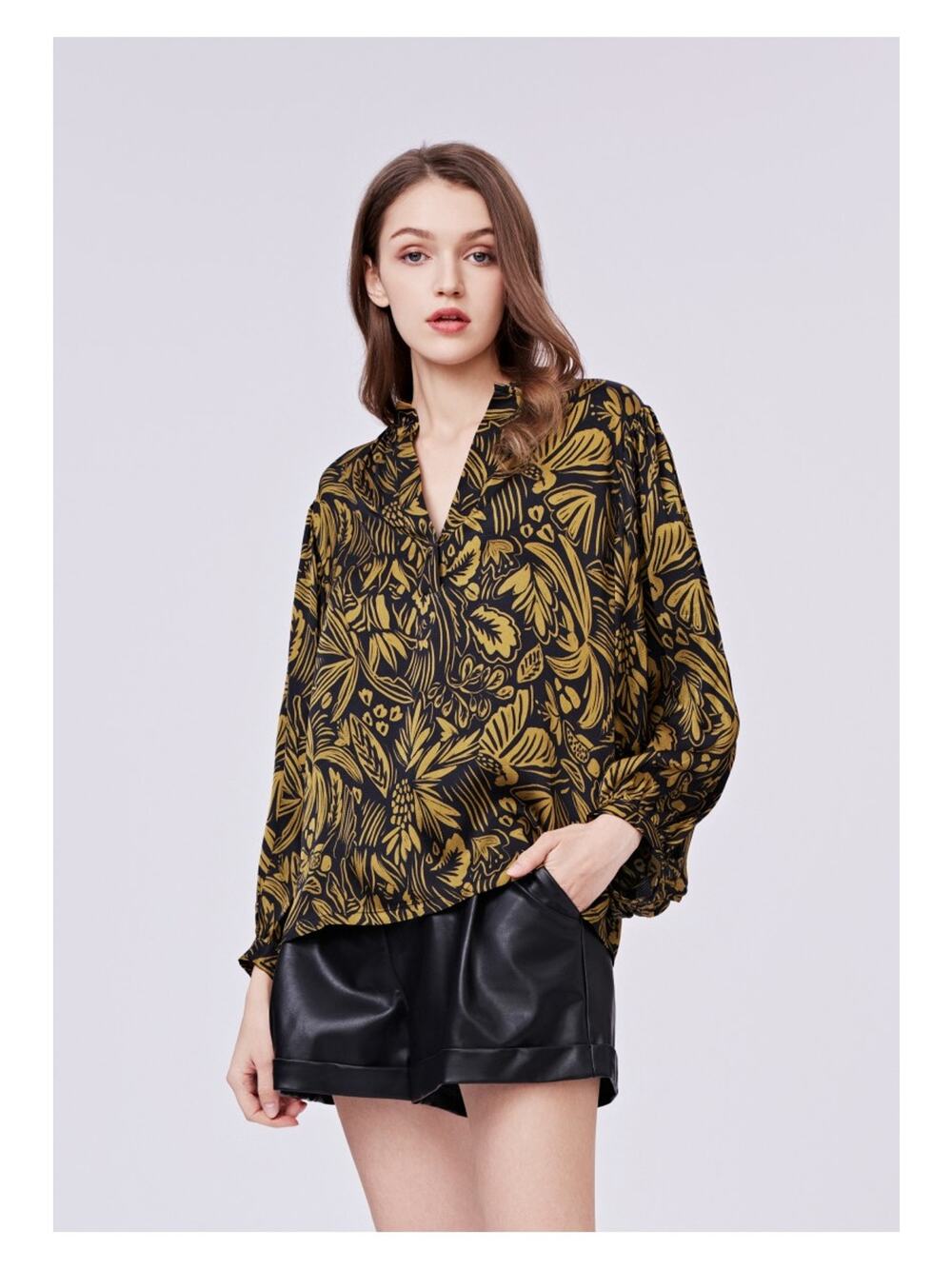 NWT See U Soon Gold Black Botanical Blouse Medium Resortwear Vacation Parisian